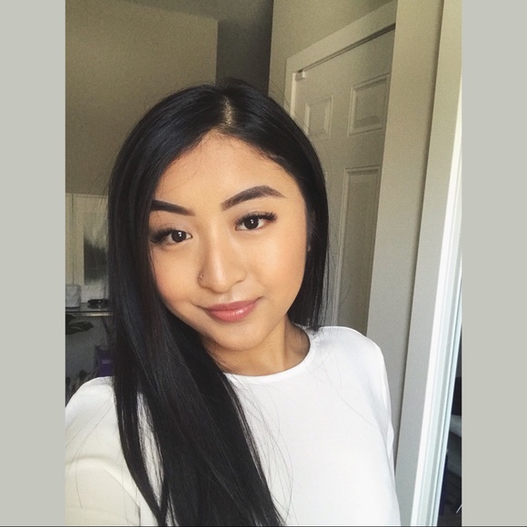 Meet your Posher, Eileen - Picture 1 of 1